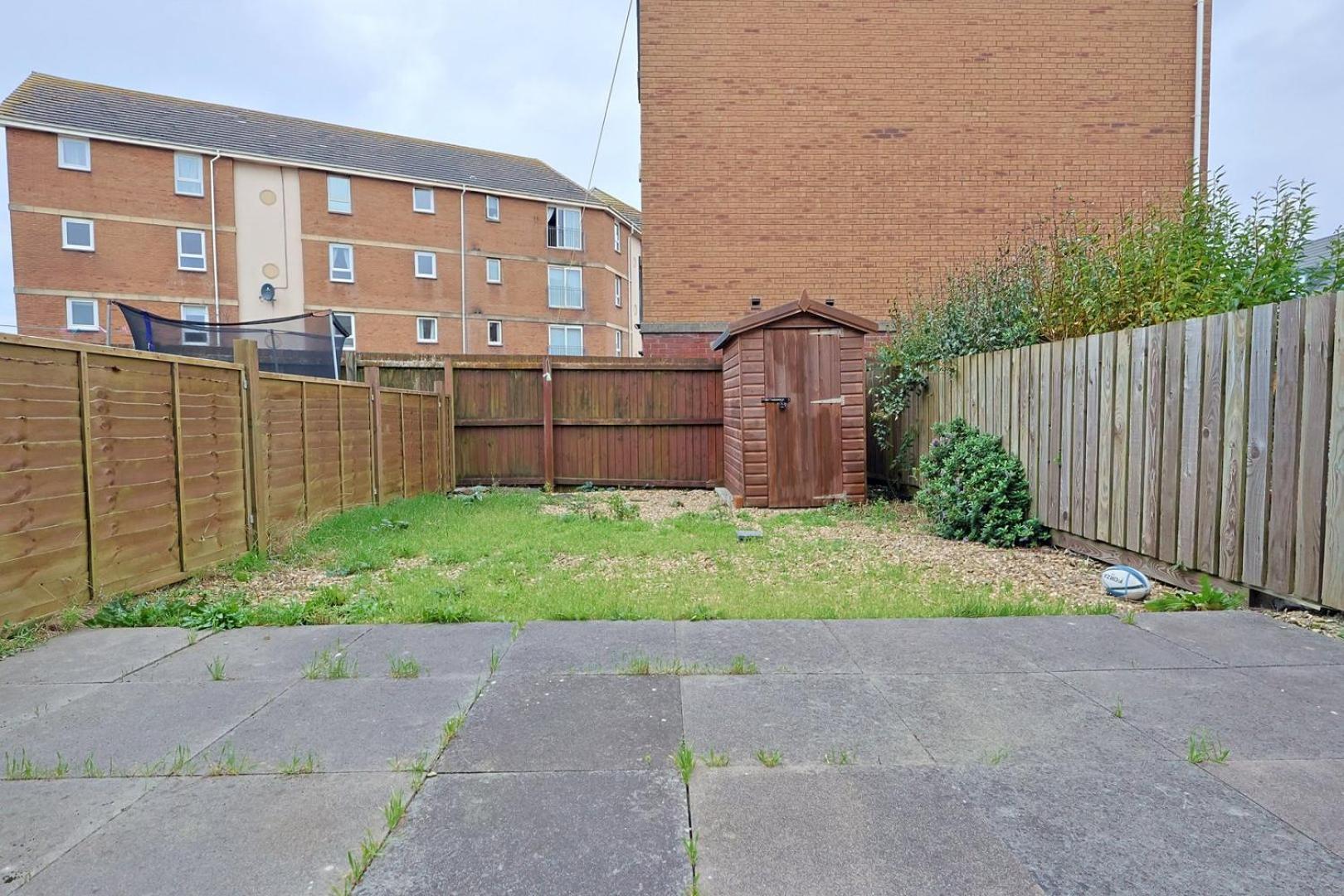 Relaxing 2-Bed Coastal Escape In Port Talbot Apartment Bagian luar foto